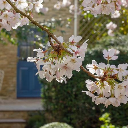 The Potting Shed, 5* Luxury Escape Cirencester Dış mekan fotoğraf