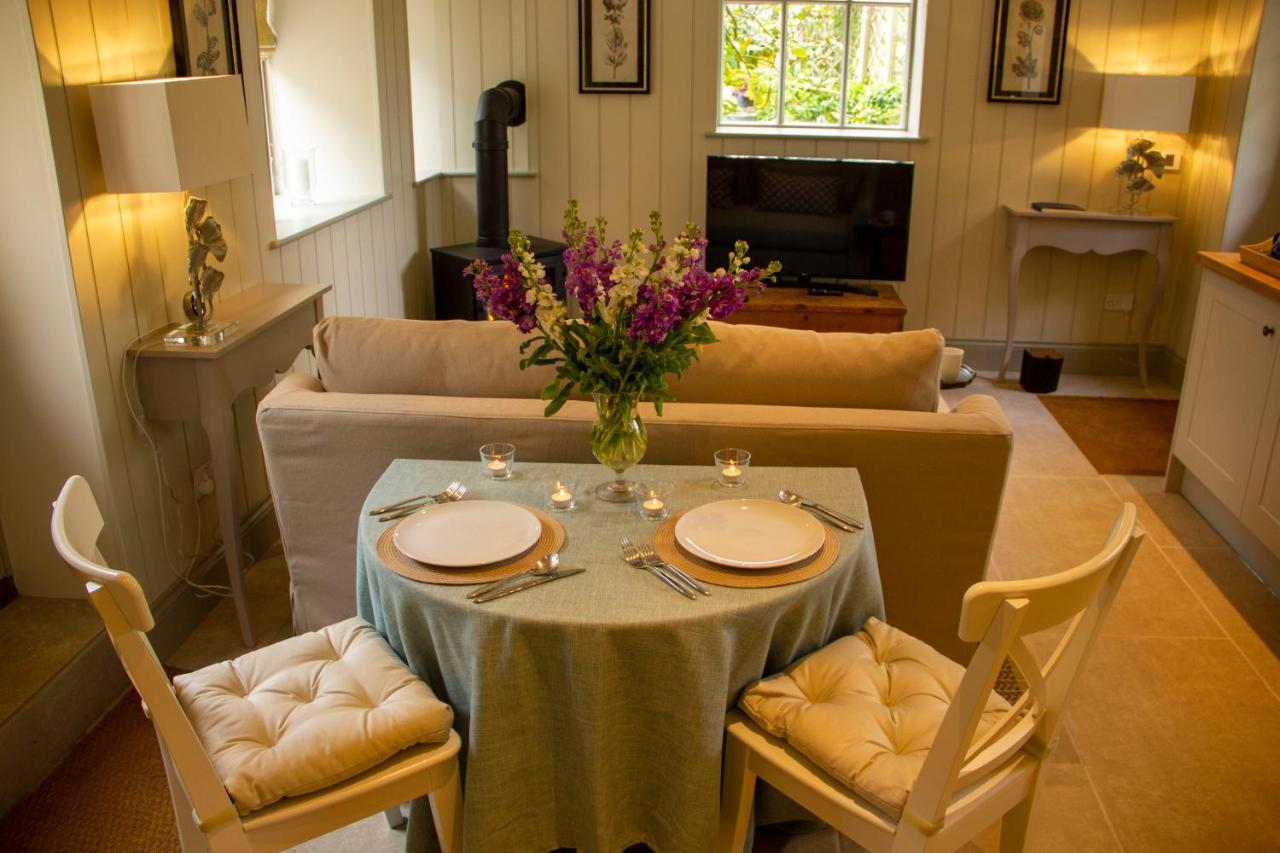 The Potting Shed, 5* Luxury Escape Cirencester Dış mekan fotoğraf