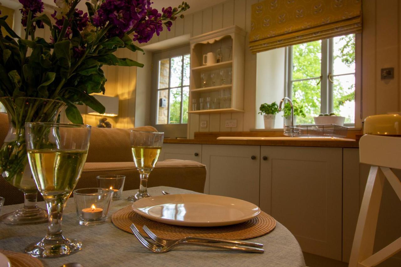 The Potting Shed, 5* Luxury Escape Cirencester Dış mekan fotoğraf