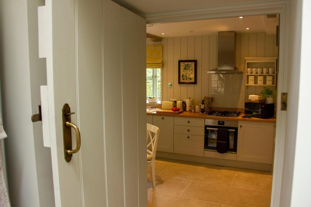 The Potting Shed, 5* Luxury Escape Cirencester Dış mekan fotoğraf