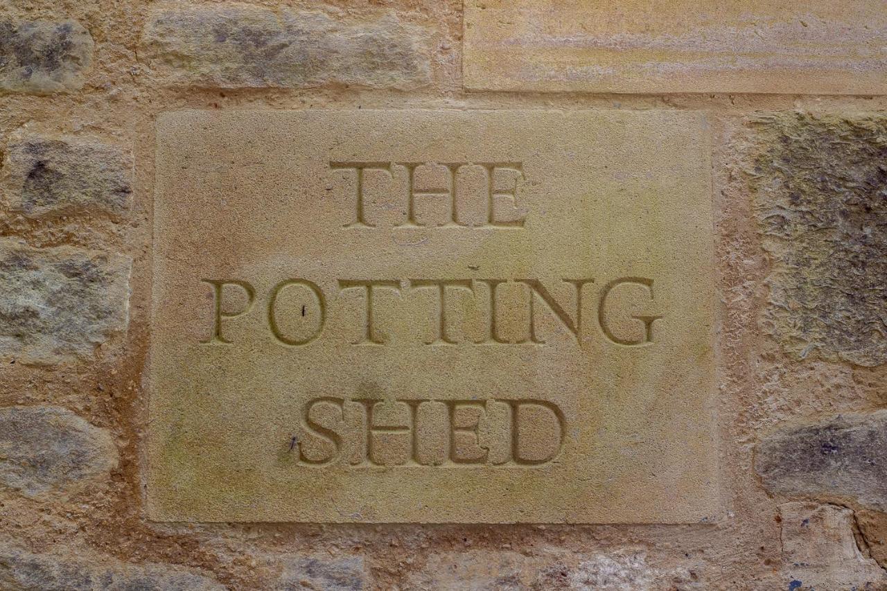 The Potting Shed, 5* Luxury Escape Cirencester Dış mekan fotoğraf